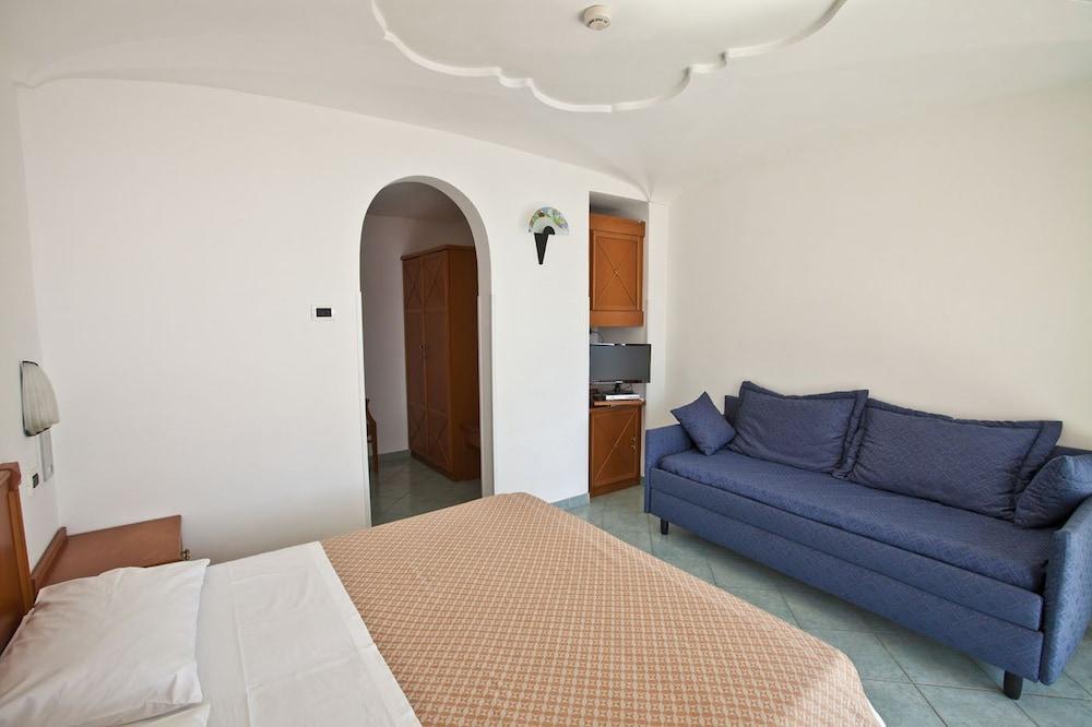 Don Felipe Hotel